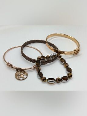 Mixed Metal Women’s Bracelet Set with Brown Beads